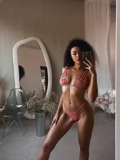 Darya profile in Dubai