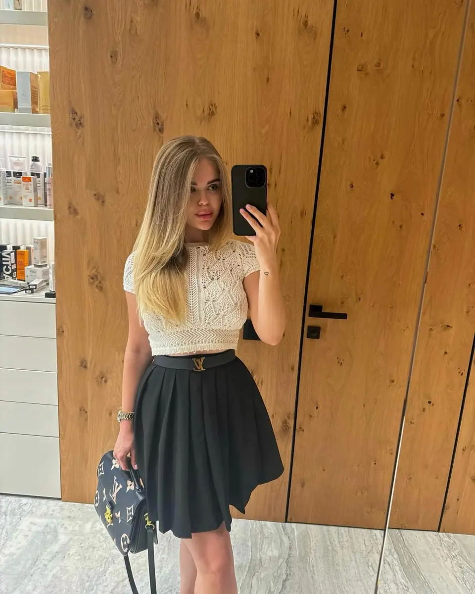 Elena profile in Dubai